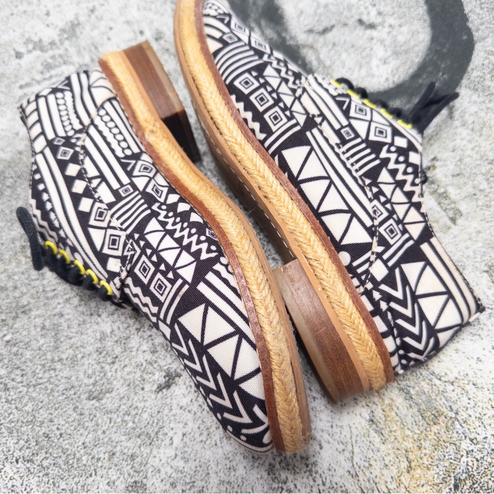Matiko Black and White Geometric Tribal Print Espadrille Oxford Shoes Size 6 - Picture 5 of 10